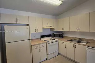 3650 N 56th Ave, Hollywood, FL 33021 - Photo 8