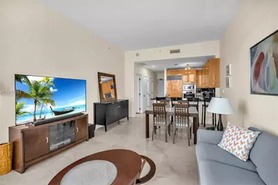 6799 Collins Ave #309, Miami Beach, FL 33141 - Photo 4
