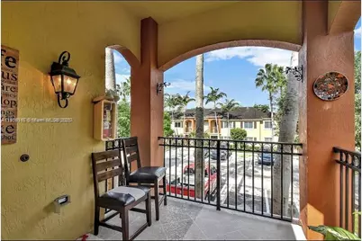 985 NE 33rd Ter #201, Homestead, FL 33033 - Photo 8