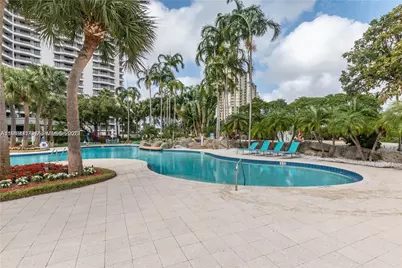 3300 NE 192nd St #516, Aventura, FL 33180 - Photo 18
