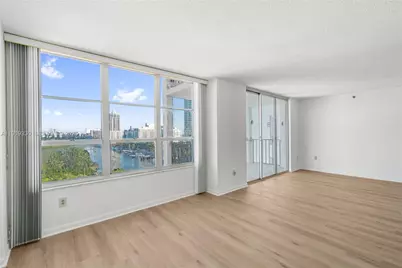 4101 Pine Tree Dr #1112, Miami Beach, FL 33140 - Photo 2