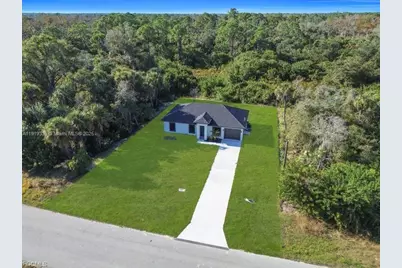 644 Woodcrest Dr, Lehigh Acres, FL 33972 - Photo 26