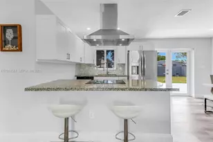 330 N 70th Ave, Hollywood, FL 33024 - Photo 8