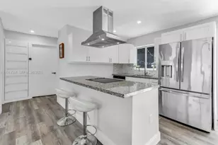 330 N 70th Ave, Hollywood, FL 33024 - Photo 6