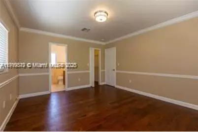 2890- 2892 S Le Jeune Rd, Coral Gables, FL 33134 - Photo 8