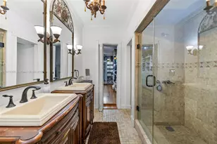 5860 Pine Tree Dr, Miami Beach, FL 33140 - Photo 30