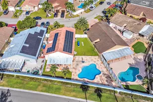 6122 NW 181st Terrace Cir W, Hialeah, FL 33015 - Photo 26