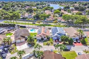 6122 NW 181st Terrace Cir W, Hialeah, FL 33015 - Photo 28