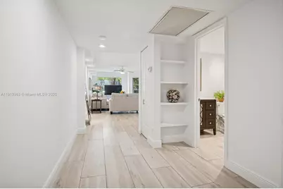 12600 SW 5th Ct #104L, Pembroke Pines, FL 33027 - Photo 2