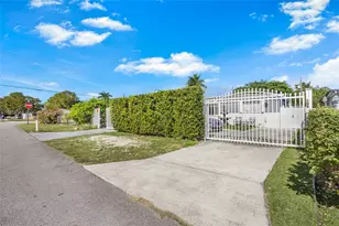 709 NW 14th St, Homestead, FL 33030 - Photo 2