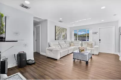 709 NW 14th St, Homestead, FL 33030 - Photo 8