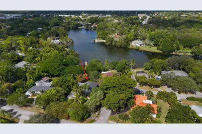 6301 Coral Lake Dr, Miami, FL 33155 - Photo 38