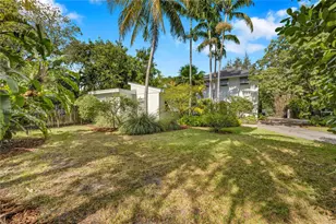 6301 Coral Lake Dr, Miami, FL 33155 - Photo 36