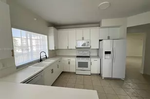 10720 NW 66th St, Doral, FL 33178 - Photo 8