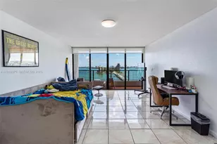 555 NE 15th St, Miami, FL 33132 - Photo 10