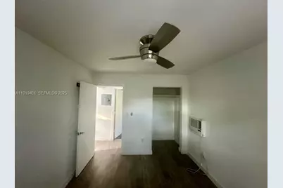 1150 SW 22nd St #1, Miami, FL 33129 - Photo 8