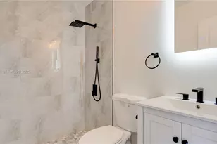 710 SW 114th Ave, Sweetwater, FL 33174 - Photo 14