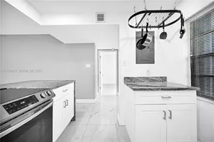 132 S Cypress Rd, Pompano Beach, FL 33060 - Photo 12
