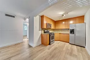3245 Virginia St, Miami, FL 33133 - Photo 2