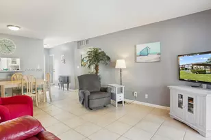 4705 NW 35th St, Lauderdale Lakes, FL 33319 - Photo 12