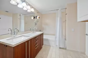 79 SW 12th St, Miami, FL 33130 - Photo 16