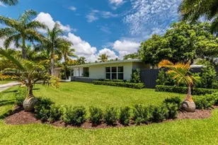 2075 S Hibiscus Dr, North Miami, FL 33181 - Photo 6