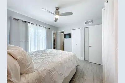 651 NE 60th St #12, Miami, FL 33137 - Photo 16