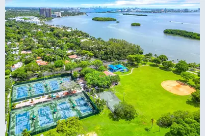 651 NE 60th St #12, Miami, FL 33137 - Photo 36