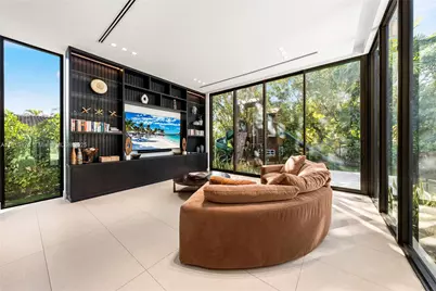 1202 NE 93rd St, Miami Shores, FL 33138 - Photo 20