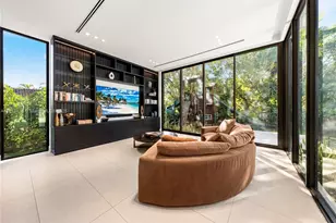 1202 NE 93rd St, Miami Shores, FL 33138 - Photo 20