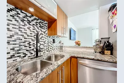651 NE 60th St #12, Miami, FL 33137 - Photo 14