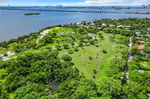 651 NE 60th St, Miami, FL 33137 - Photo 38