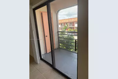 20815 NE 8th Ct #202-20, Miami, FL 33179 - Photo 12