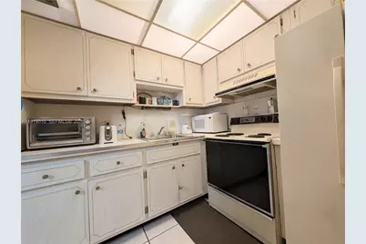 3081 NW 47th Ter #202, Lauderdale Lakes, FL 33313 - Photo 6