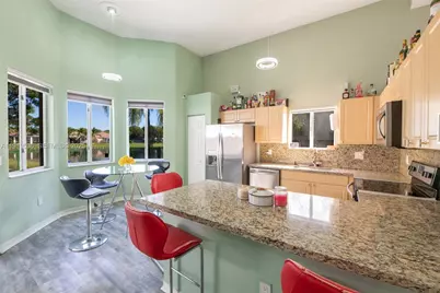 1731 SE 16th Ave, Homestead, FL 33035 - Photo 10