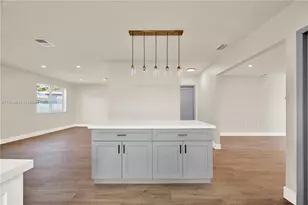 131 NE 18th St, Homestead, FL 33030 - Photo 12