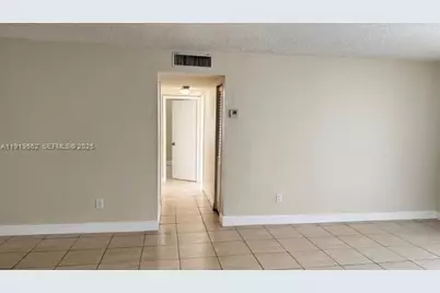 486 NW 165th St Rd #B-302, Miami, FL 33169 - Photo 14