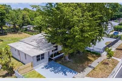 75 NW 125th St, North Miami, FL 33168 - Photo 2