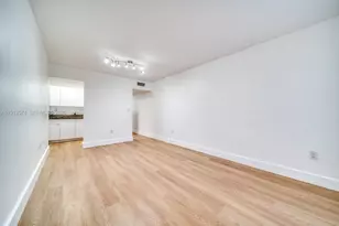 1927 NW 20th Ave, Miami, FL 33125 - Photo 32