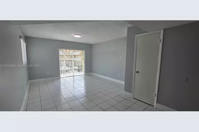 2630 W 76th St #201, Hialeah, FL 33016 - Photo 10