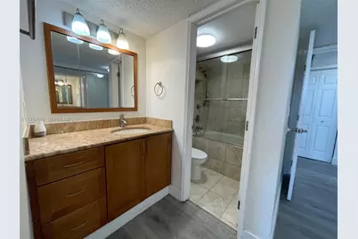 9471 Evergreen Pl #401, Davie, FL 33324 - Photo 22