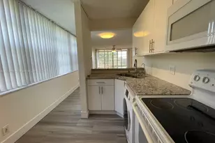 9471 Evergreen Pl, Davie, FL 33324 - Photo 16