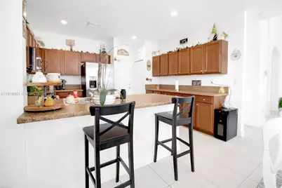 732 SE 35th Ave, Homestead, FL 33033 - Photo 12