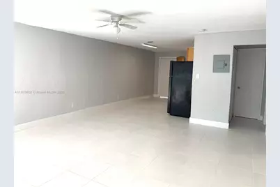 860 NW 6th Ave #B, Pompano Beach, FL 33060 - Photo 2