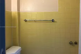 76 NE 48th St, Miami, FL 33137 - Photo 24