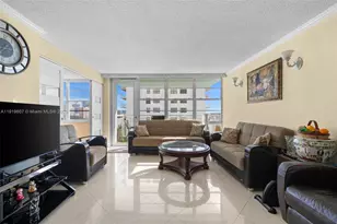 301 174th St, Sunny Isles Beach, FL 33160 - Photo 6