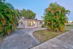 1291 NE 207th St, Miami, FL 33179 - Photo 4