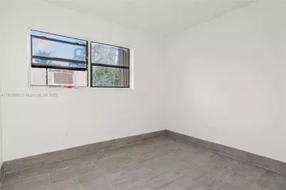 1291 NE 207th St #0, Miami, FL 33179 - Photo 18