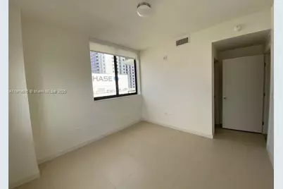 999 SW 1 Av #3214, Miami, FL 33130 - Photo 12