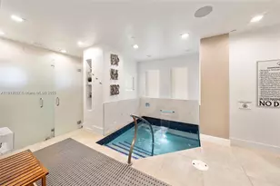 4775 Collins Ave, Miami Beach, FL 33140 - Photo 28